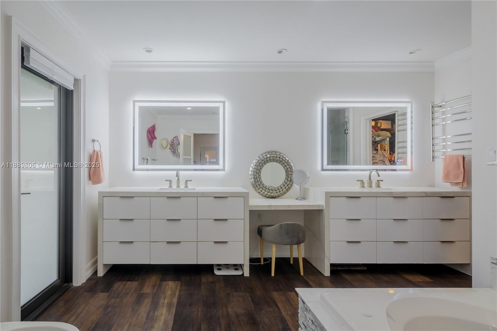 8500 SW 70th St Miami, FL 33143