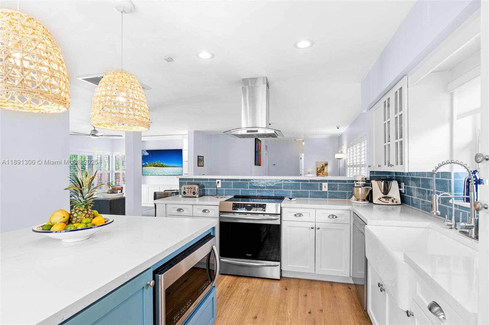 2115 Keystone Blvd North Miami, FL 33181