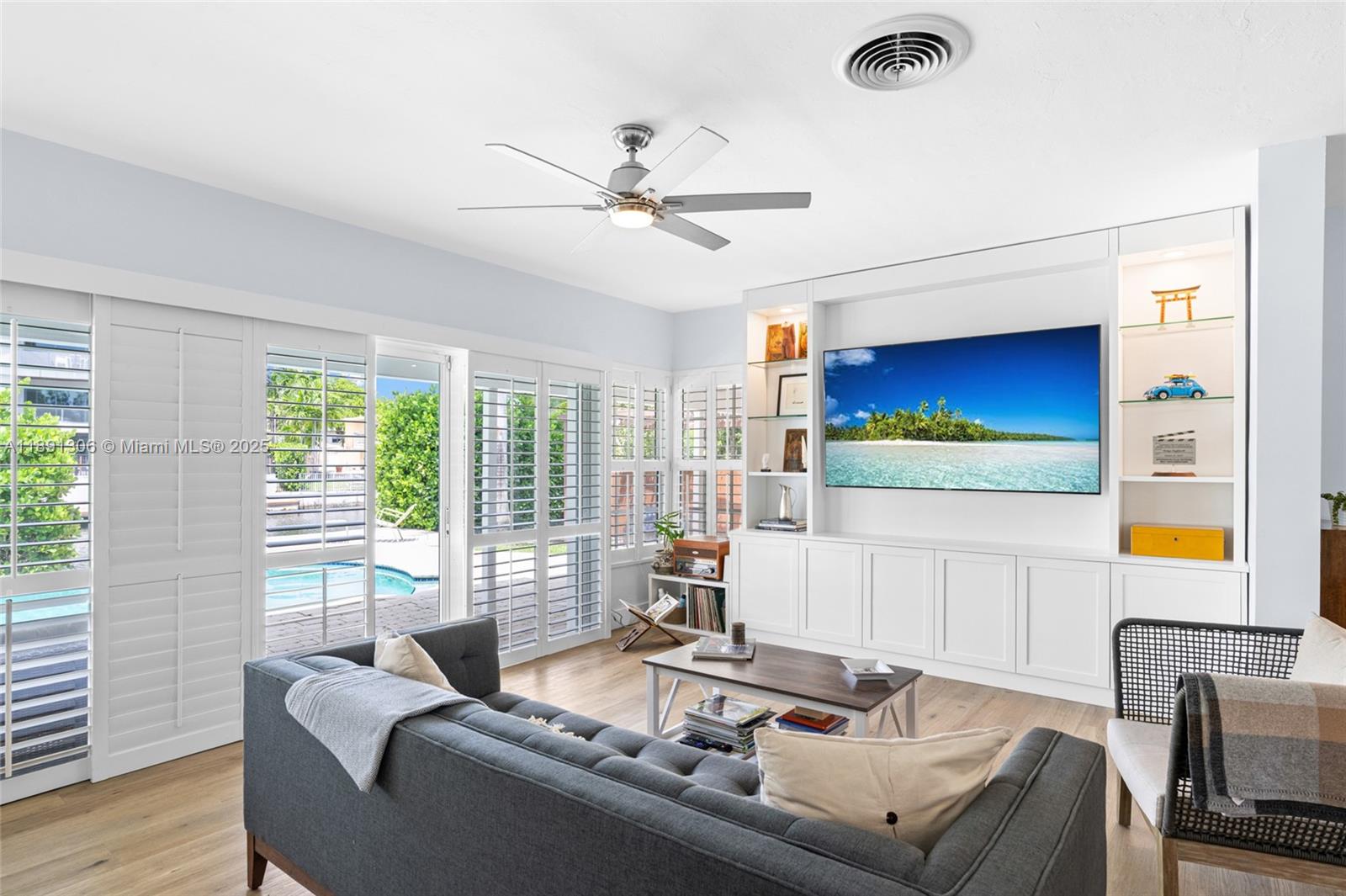 2115 Keystone Blvd North Miami, FL 33181