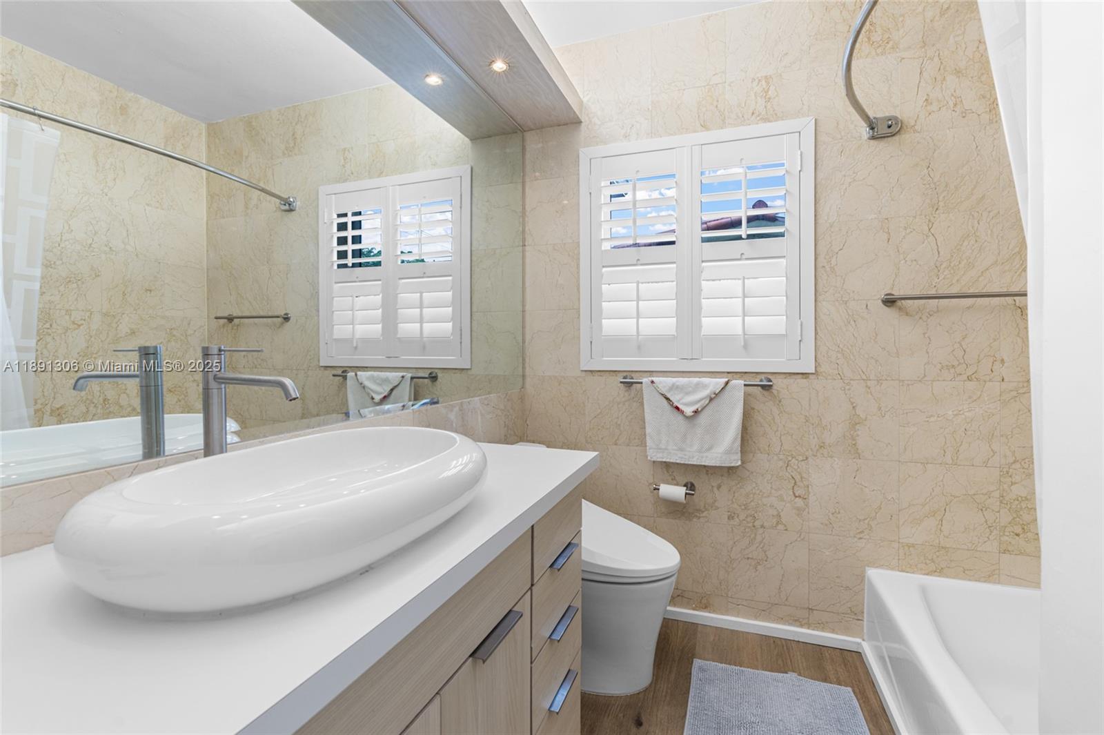 2115 Keystone Blvd North Miami, FL 33181