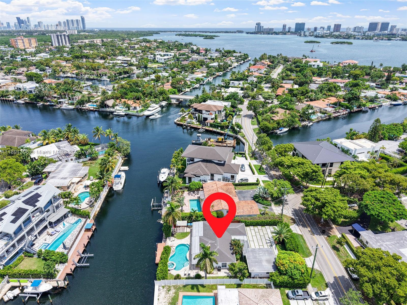 2115 Keystone Blvd North Miami, FL 33181