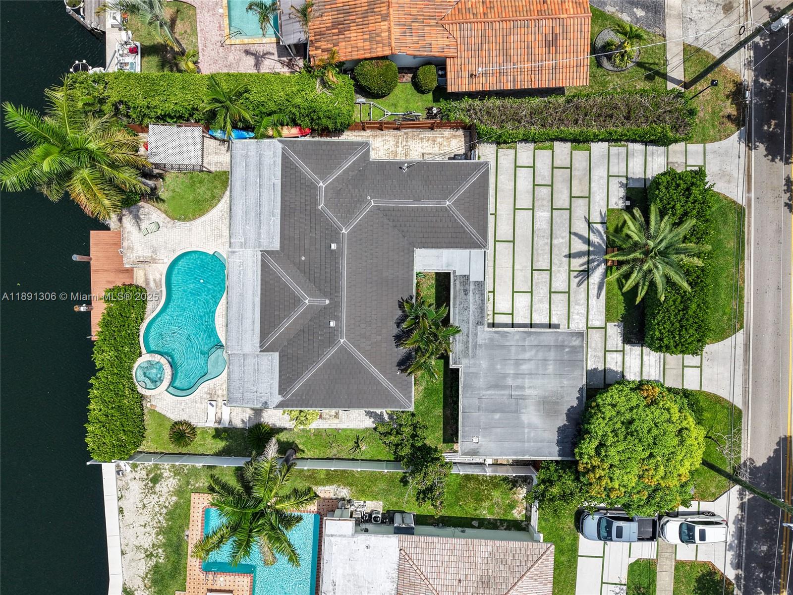 2115 Keystone Blvd North Miami, FL 33181