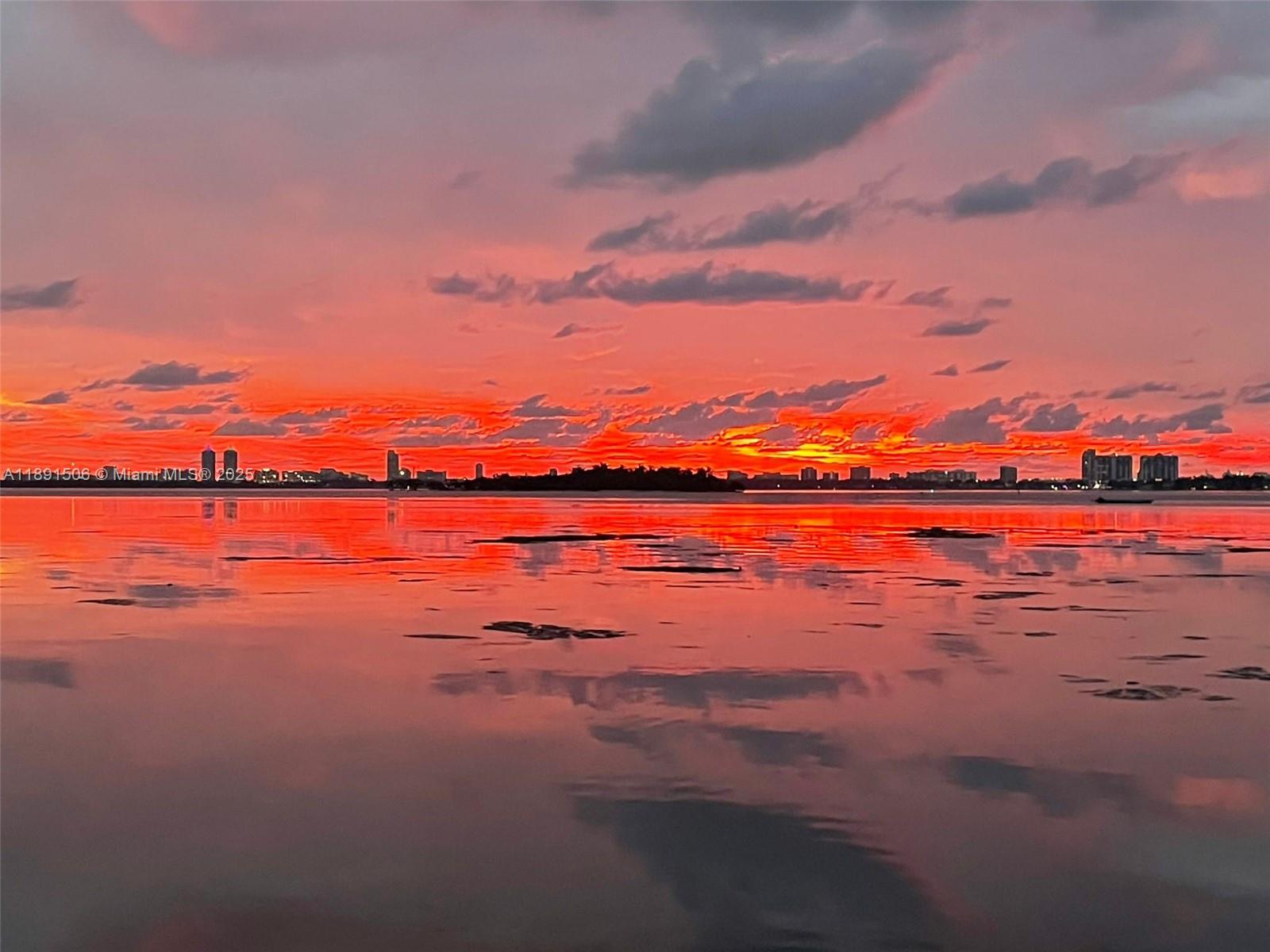 image Cite On The Bay90