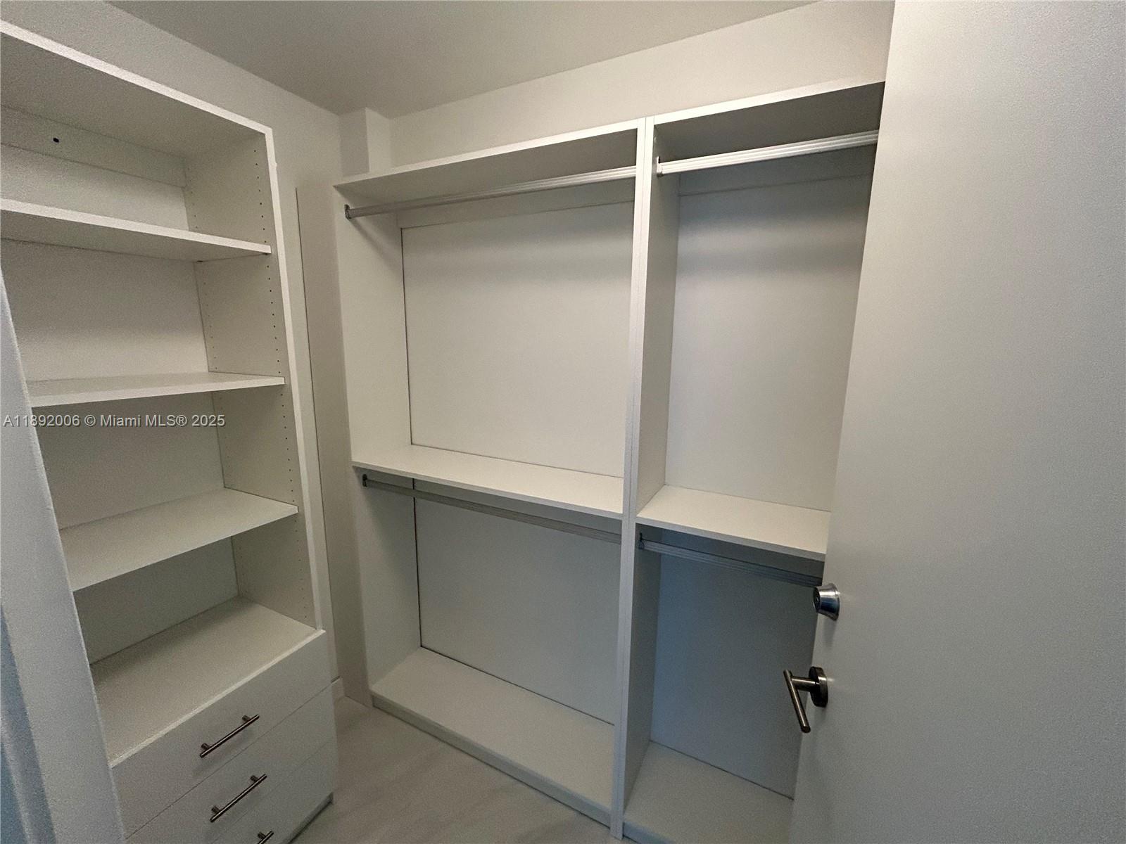 image Biscayne Beach Condo11