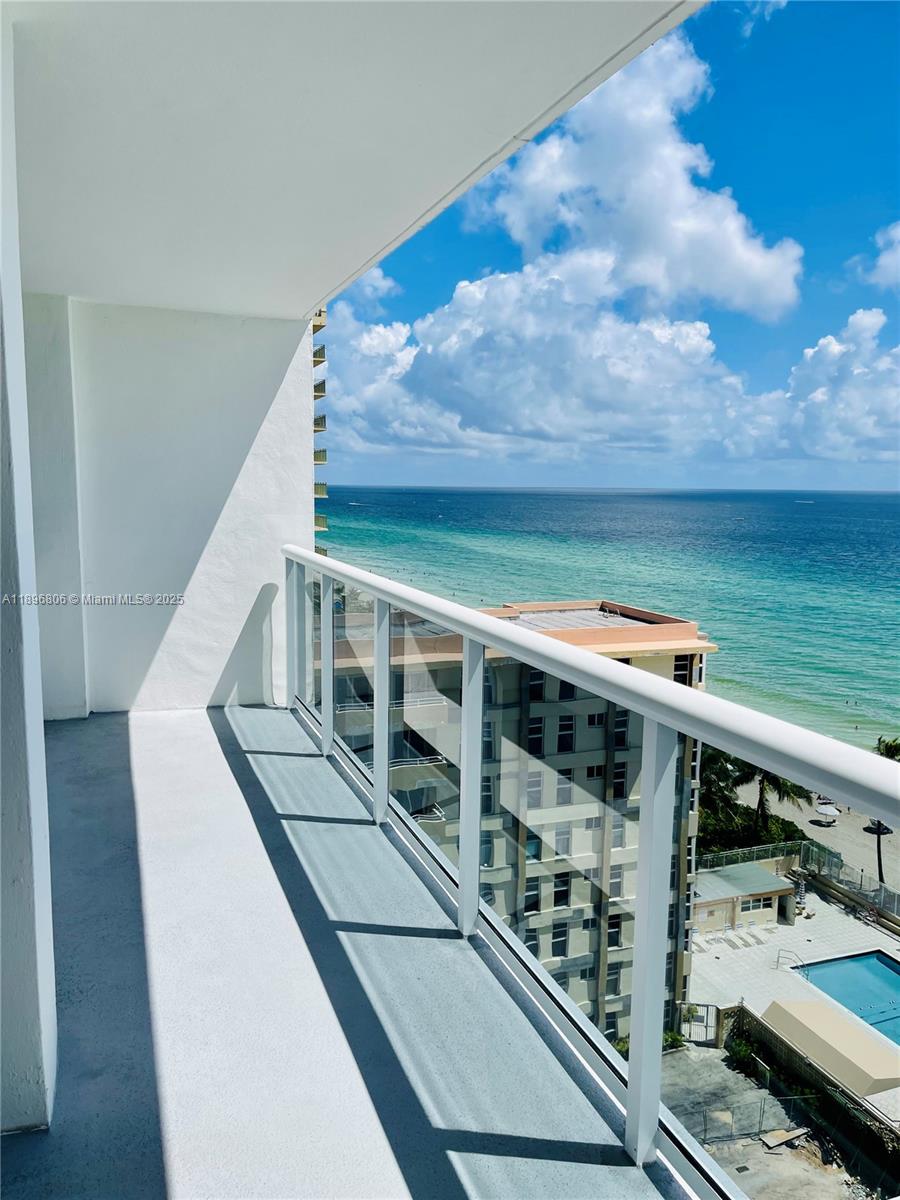3140 S Ocean Dr #1105