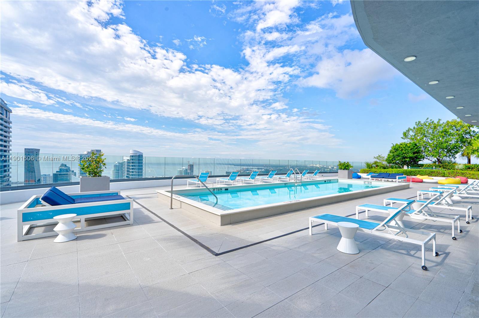 image Brickell Heights26