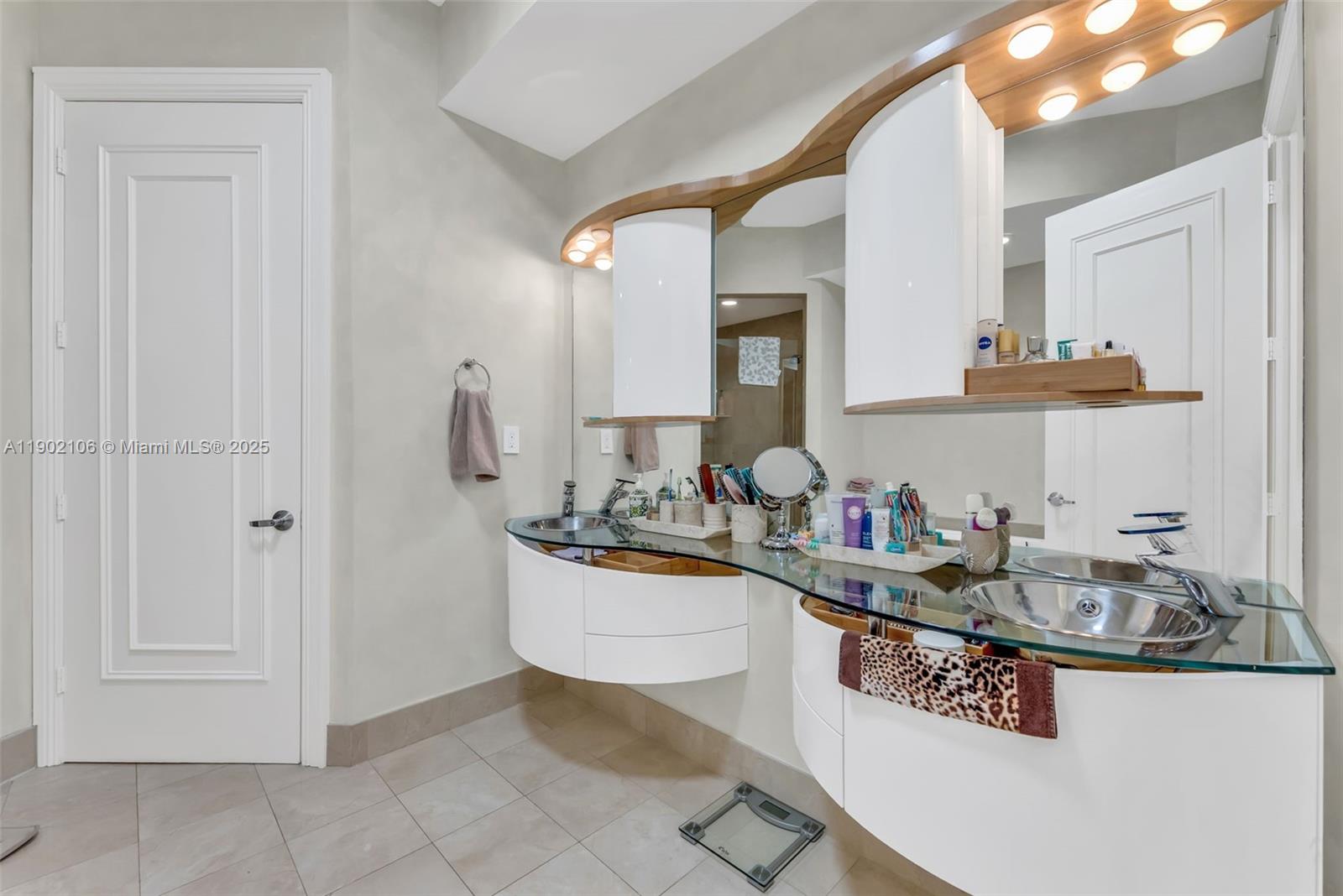 image Trump Palace12