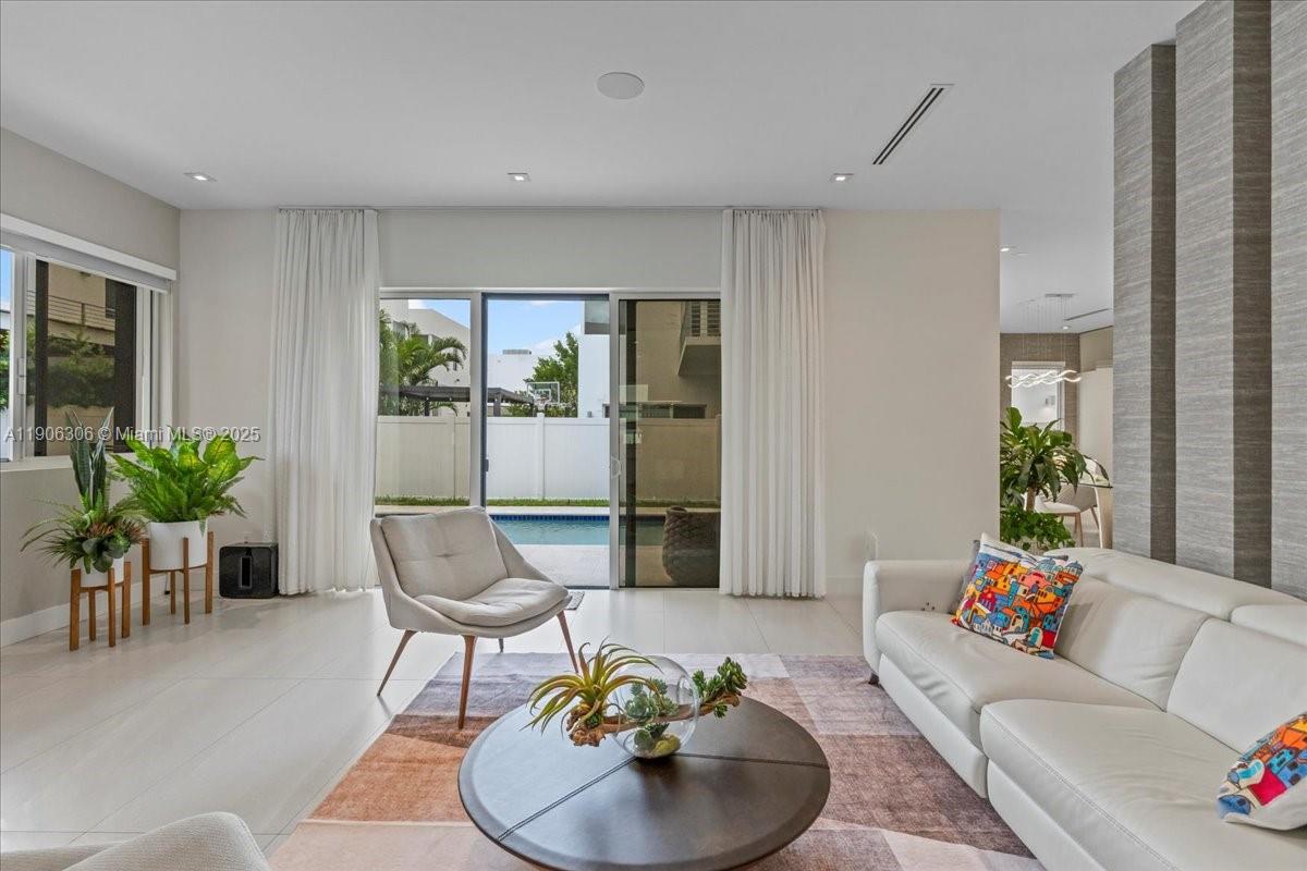 Undisclosed Address Doral, FL 33178