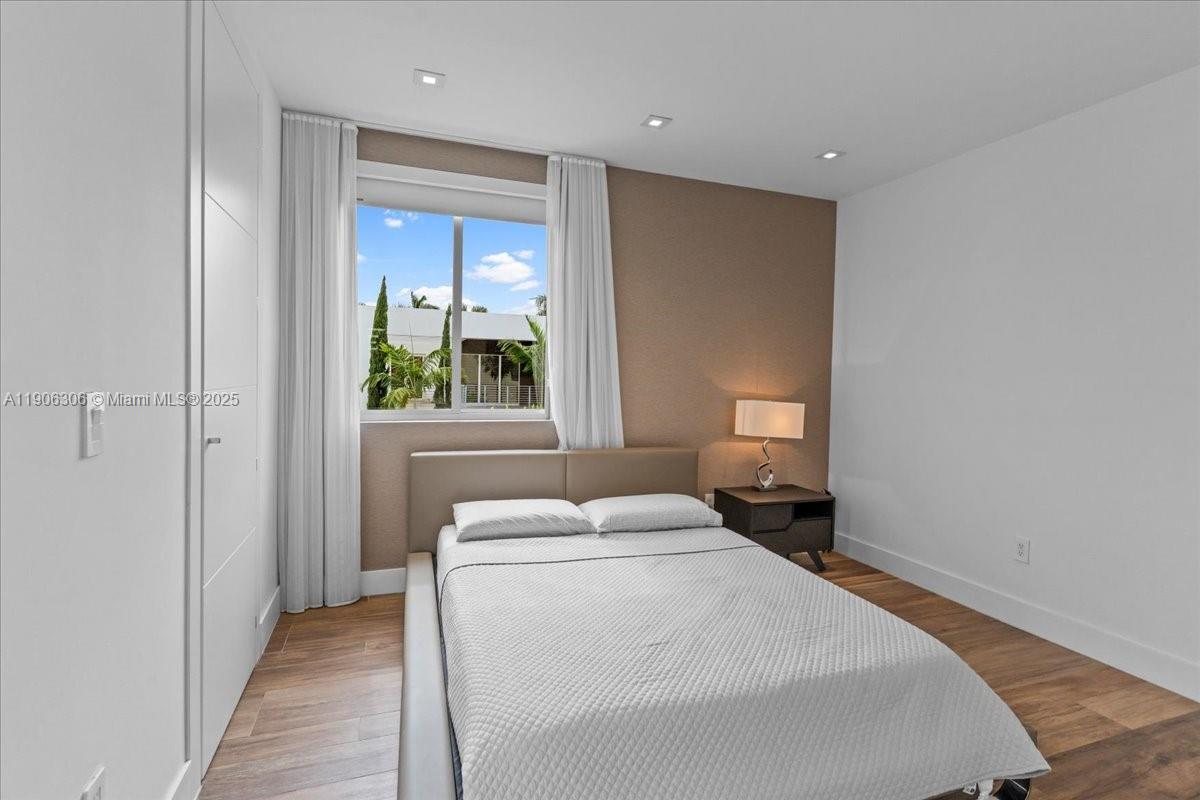 Undisclosed Address Doral, FL 33178