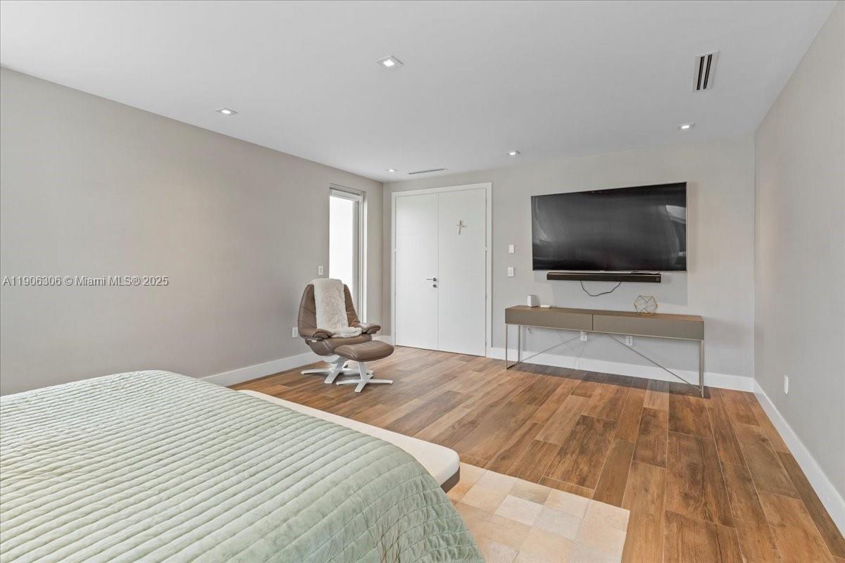 Undisclosed Address Doral, FL 33178