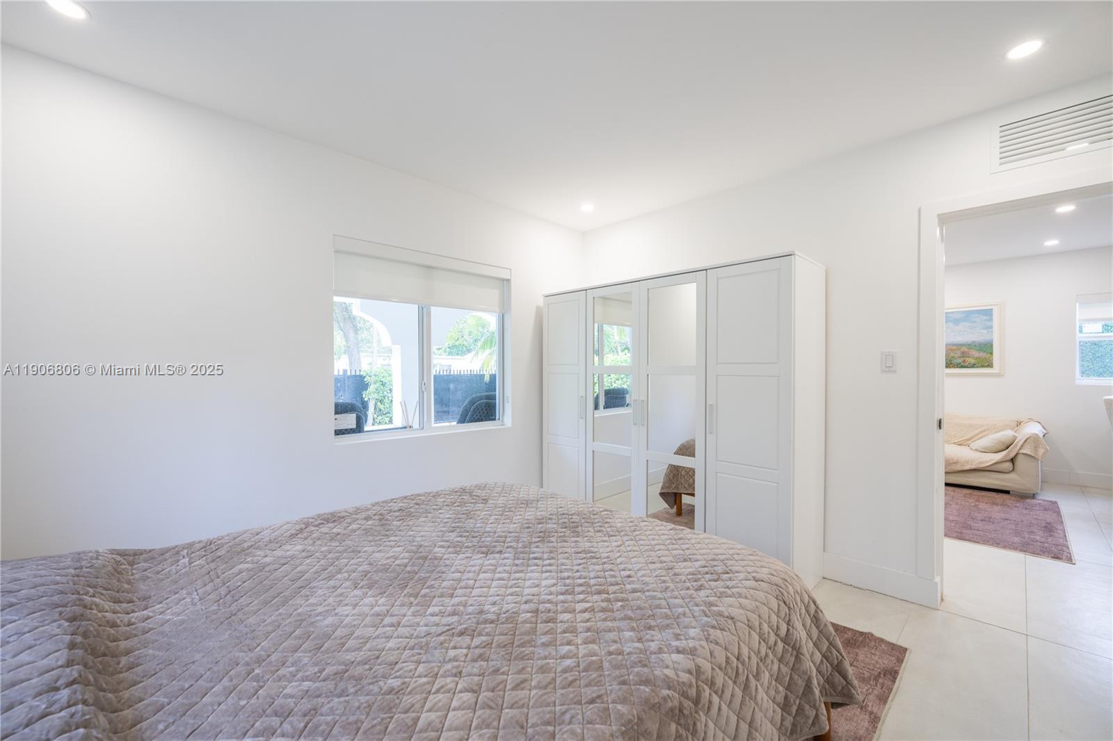 545 NW 47th St Miami, FL 33127