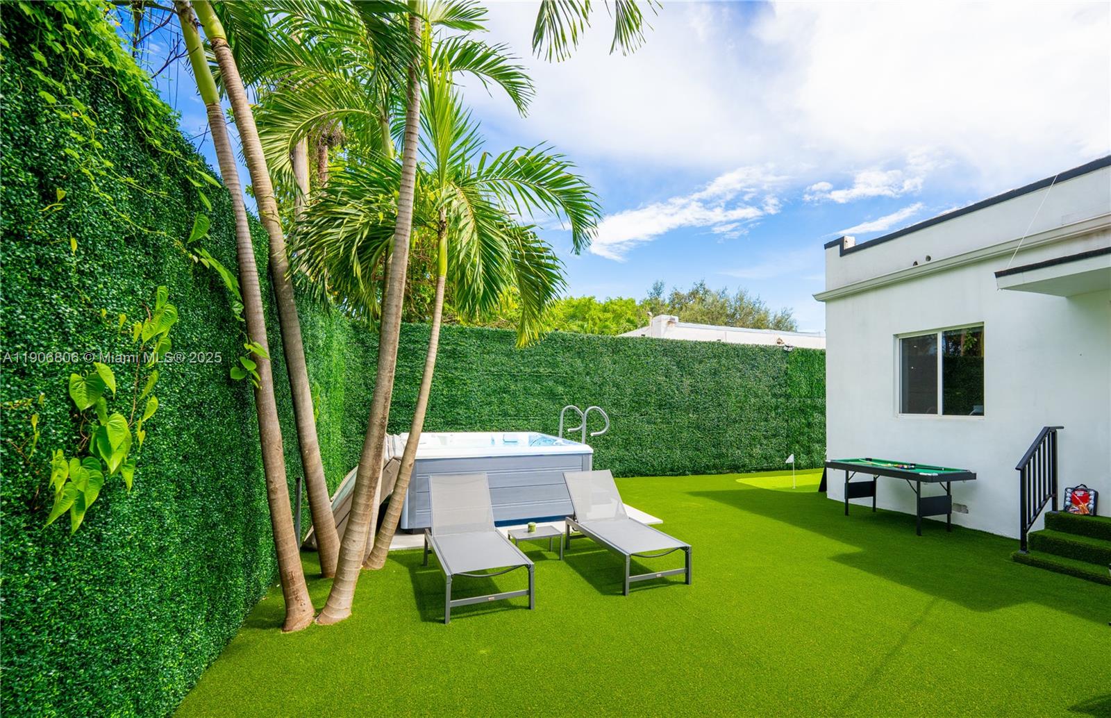 545 NW 47th St Miami, FL 33127