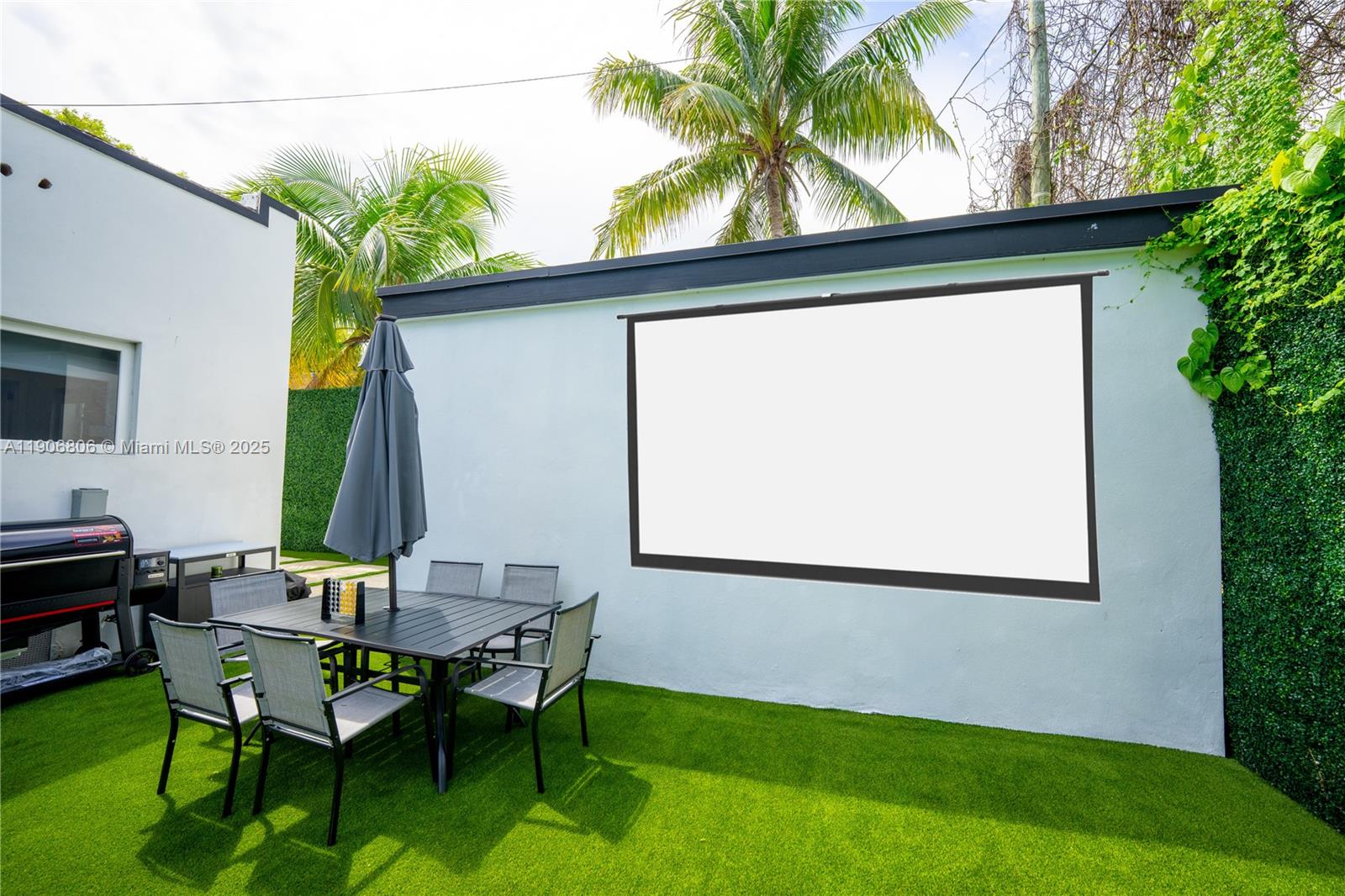 545 NW 47th St Miami, FL 33127