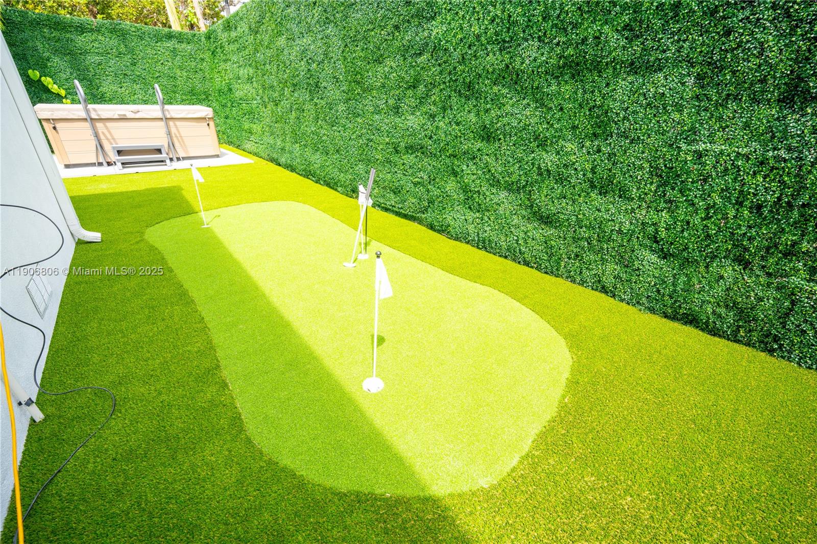 545 NW 47th St Miami, FL 33127