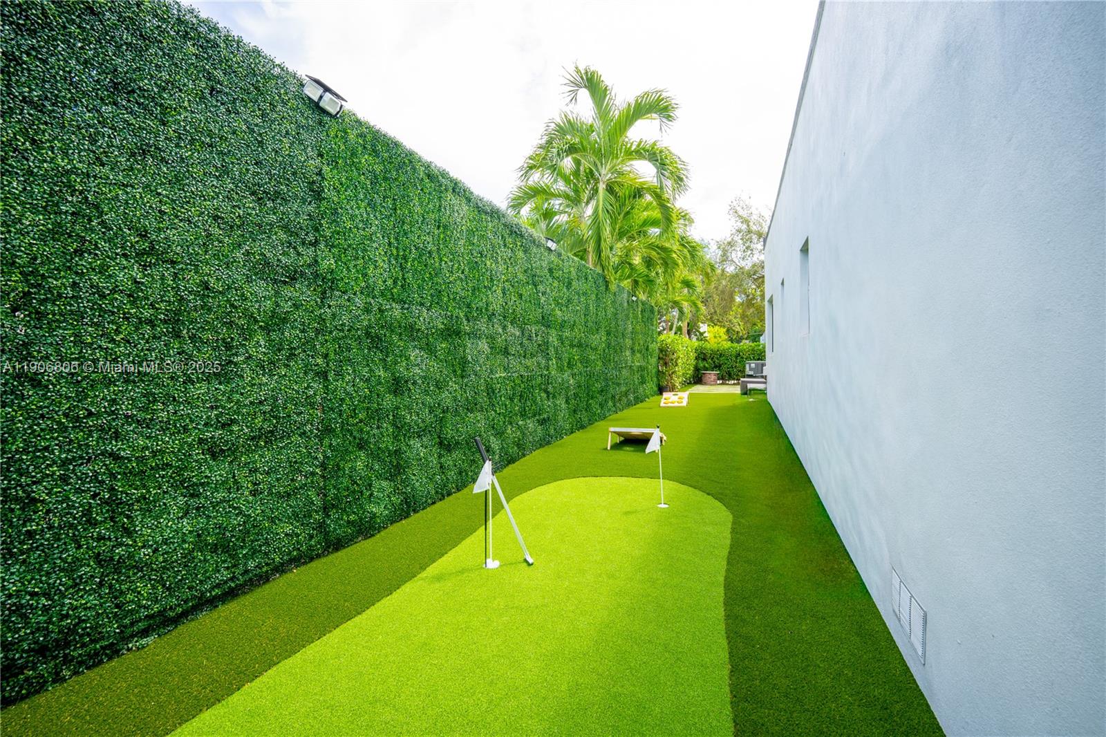 545 NW 47th St Miami, FL 33127