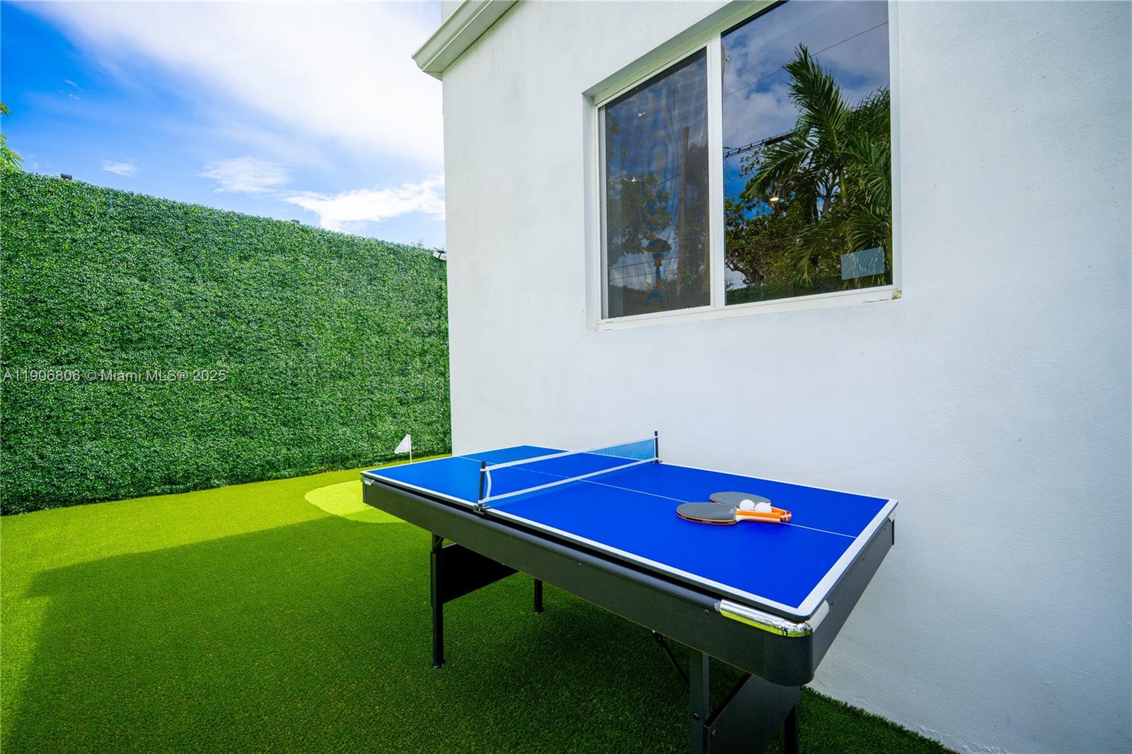 545 NW 47th St Miami, FL 33127