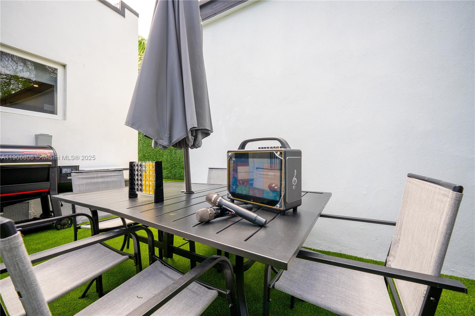 545 NW 47th St Miami, FL 33127