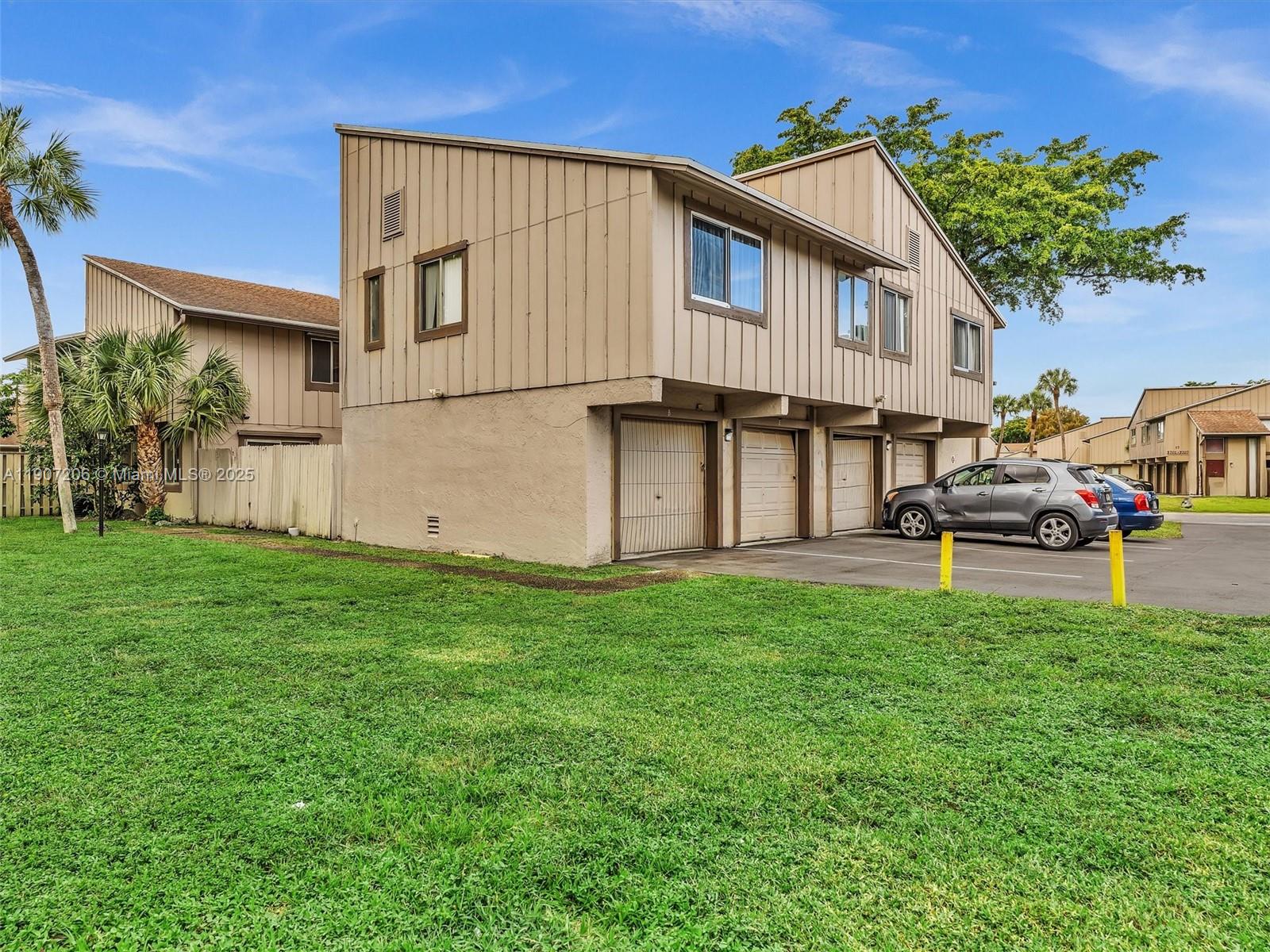 5710 NW 21st St #36-B