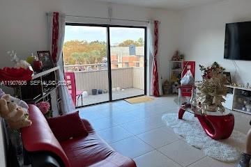 17600 NW 68th Ave #B4002