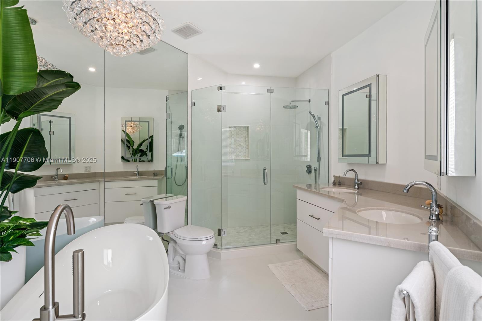 200 S Shore Dr S Miami, FL 33133