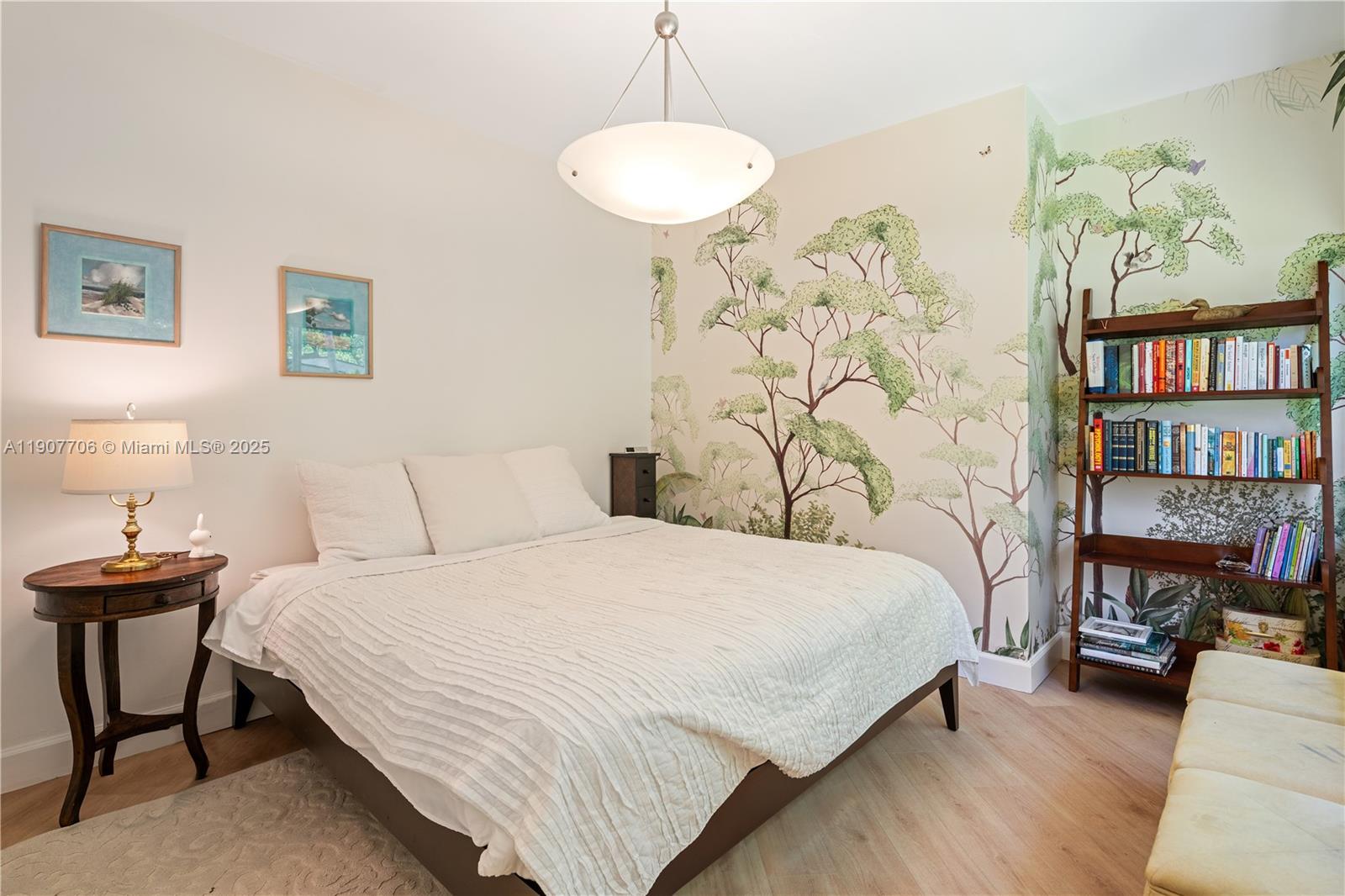 200 S Shore Dr S Miami, FL 33133