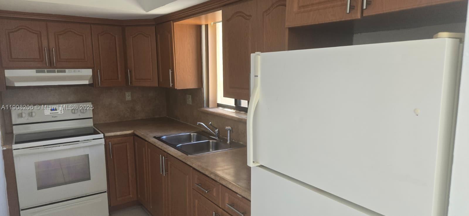 6325 SW 138th Ct #6325-3 Miami, FL 33183