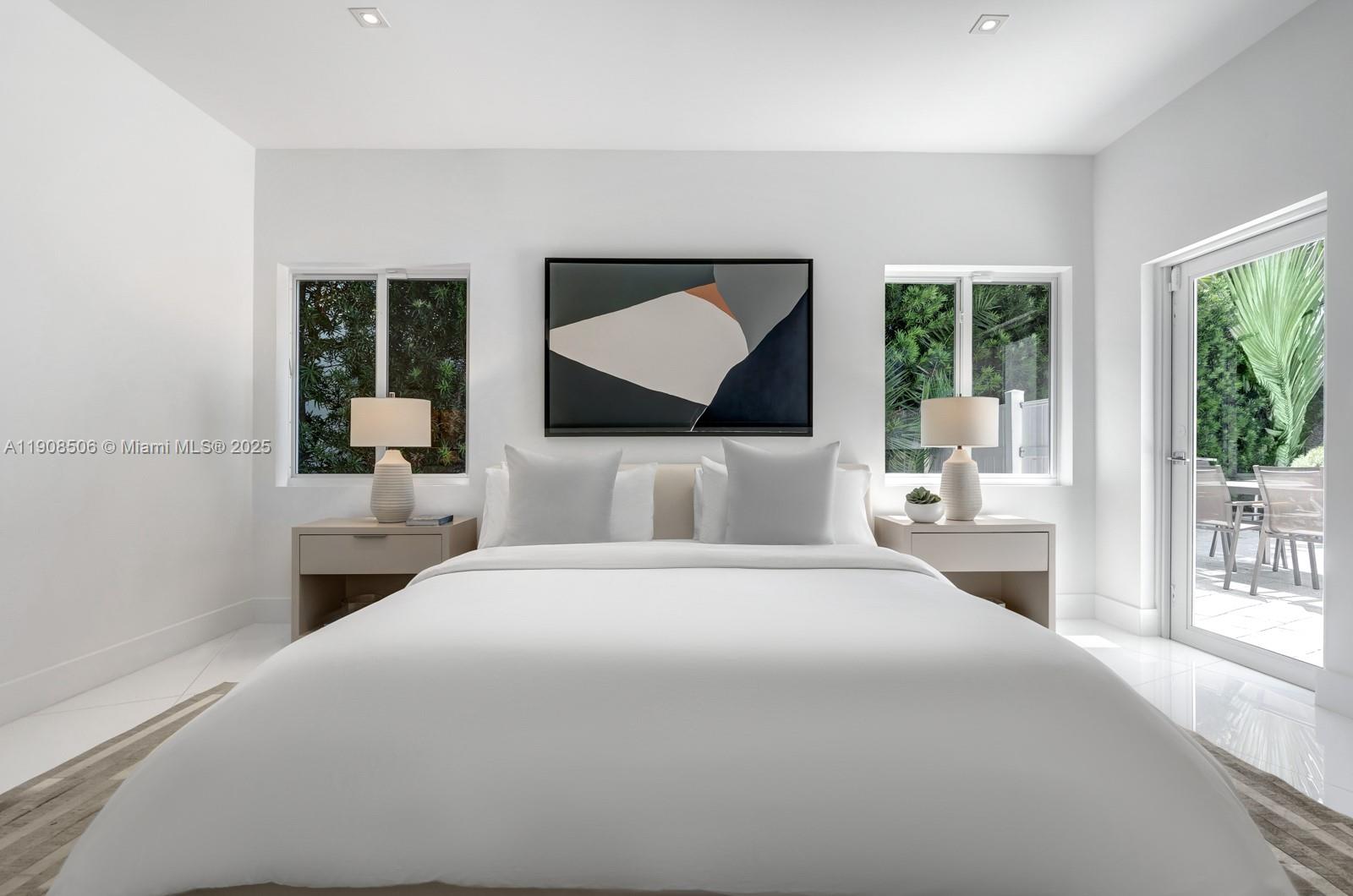 1040 S Shore Dr Miami Beach, FL 33141