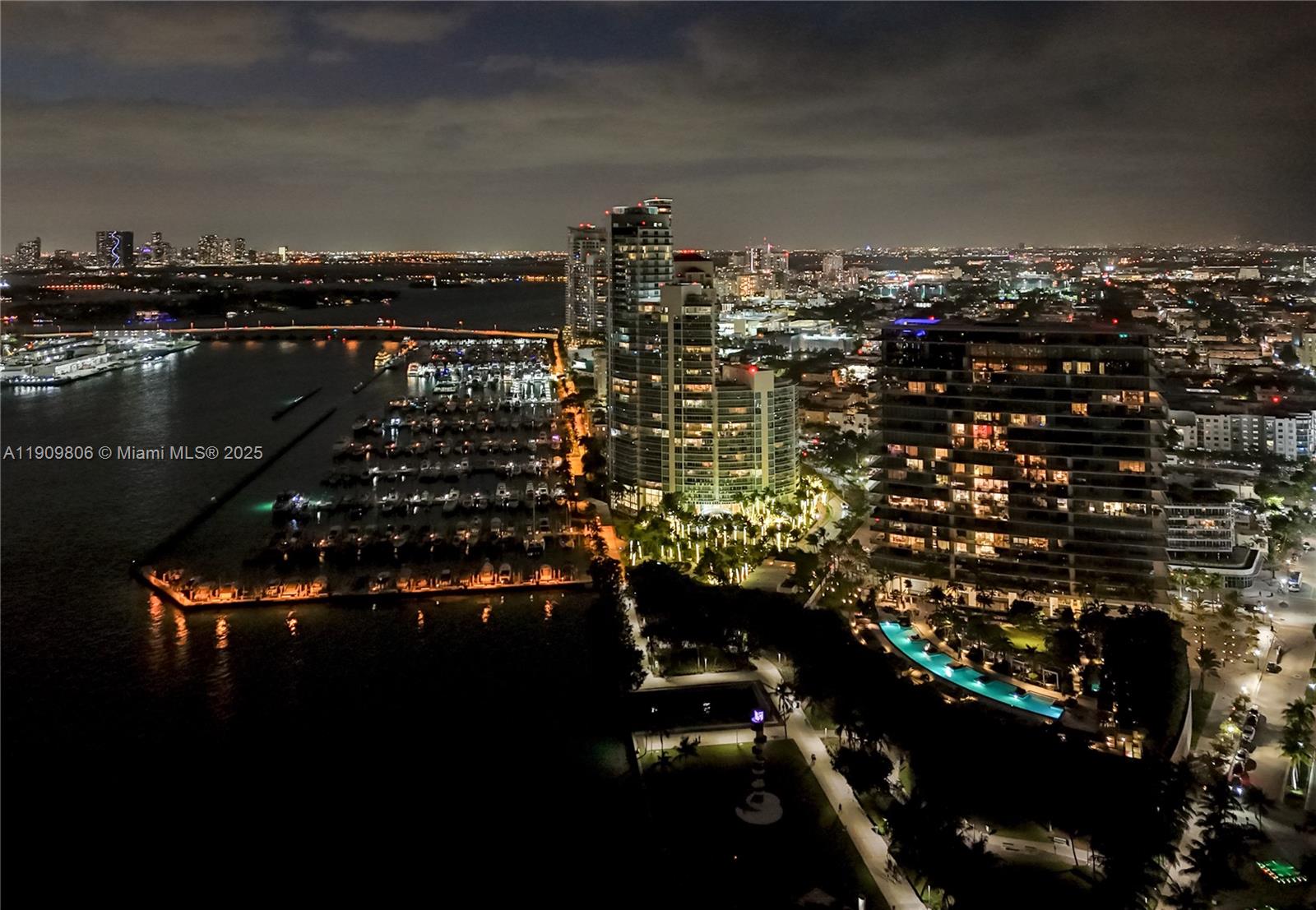 800 S Pointe Dr #704 Miami Beach, FL 33139