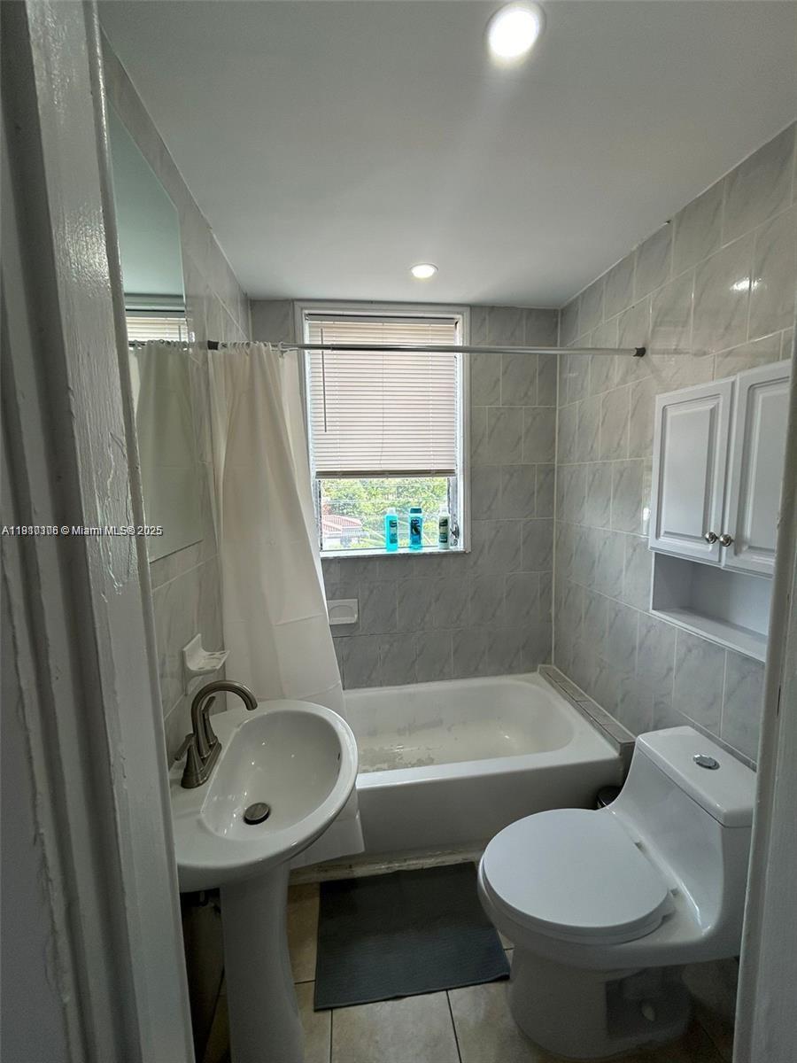 444 Ponce De Leon Blvd Coral Gables, FL 33134