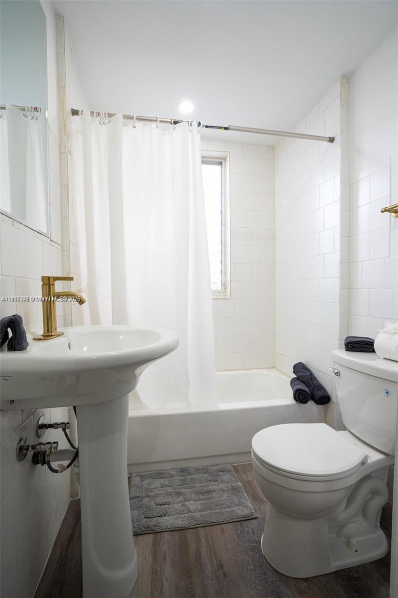 444 Ponce De Leon Blvd Coral Gables, FL 33134