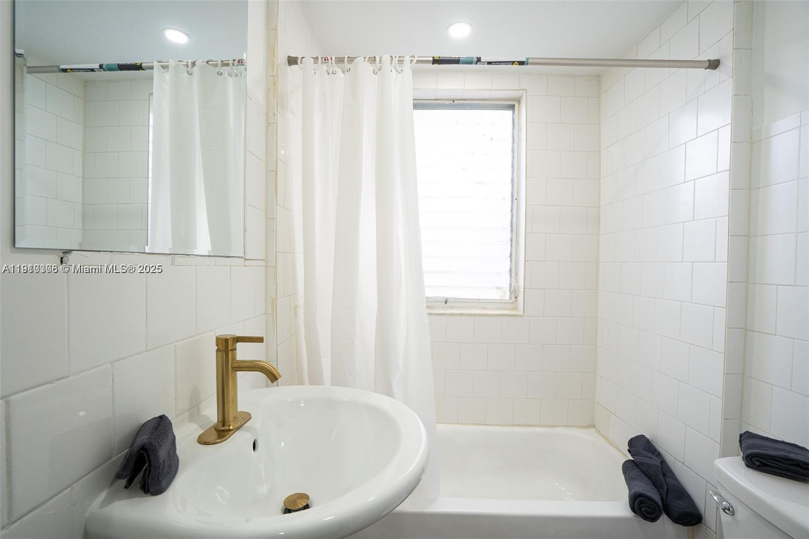 444 Ponce De Leon Blvd Coral Gables, FL 33134