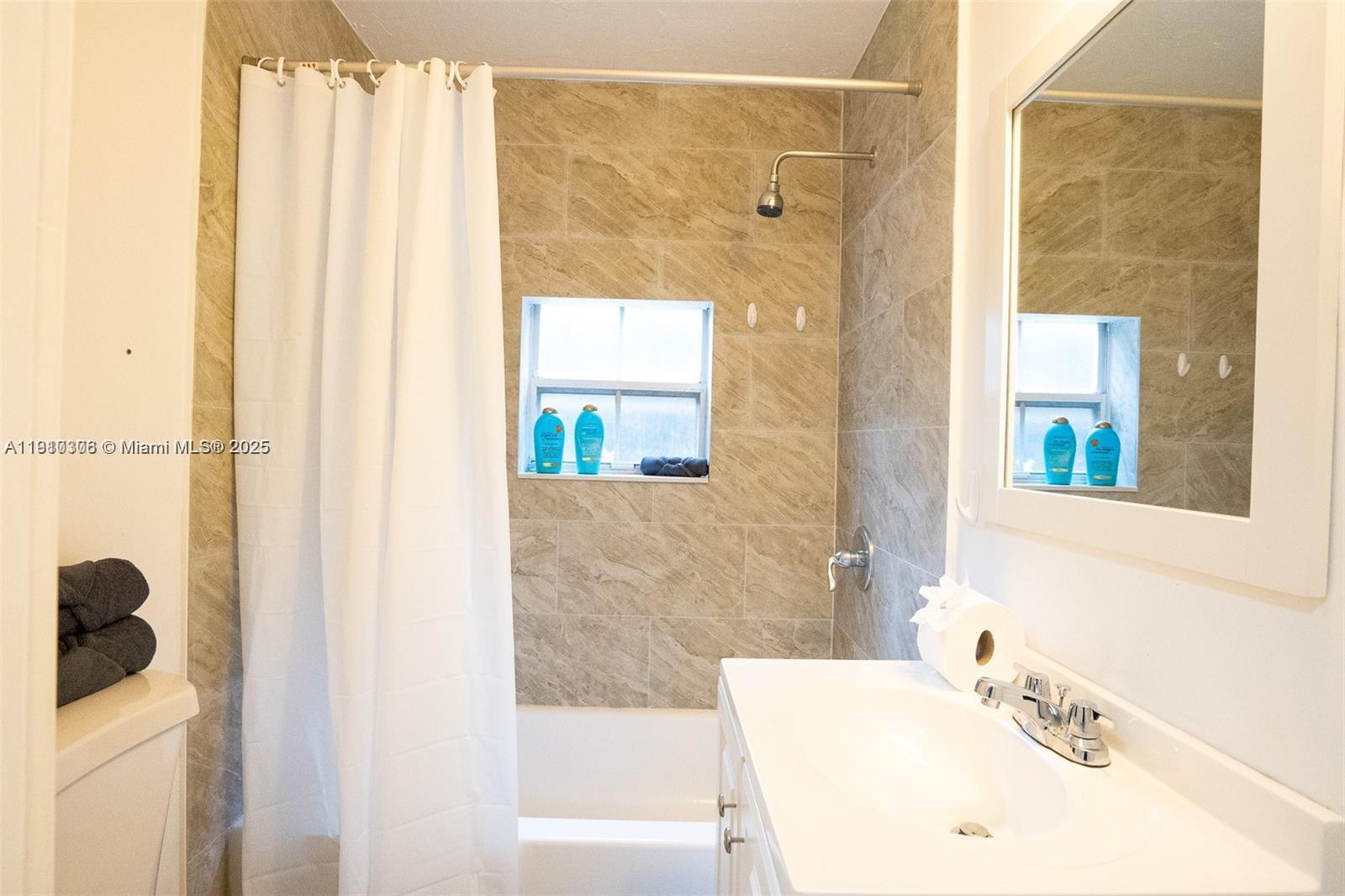 444 Ponce De Leon Blvd Coral Gables, FL 33134