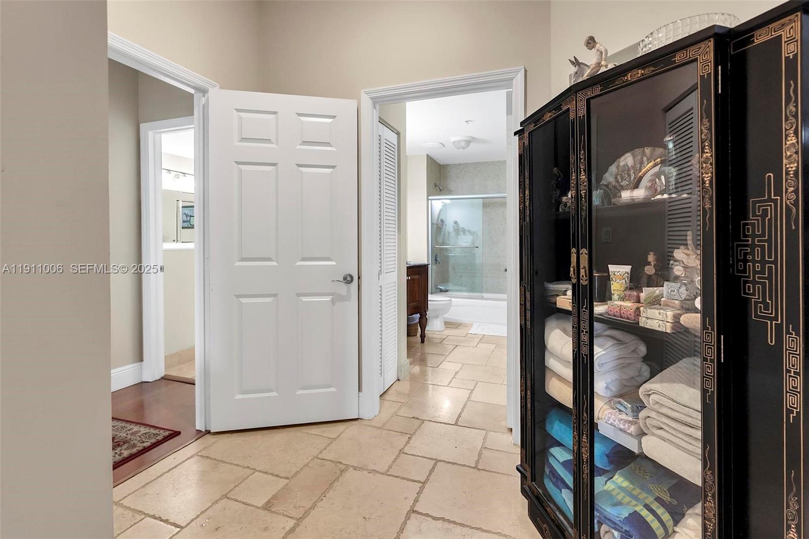 8390 SW 72nd Ave #320 Miami, FL 33143