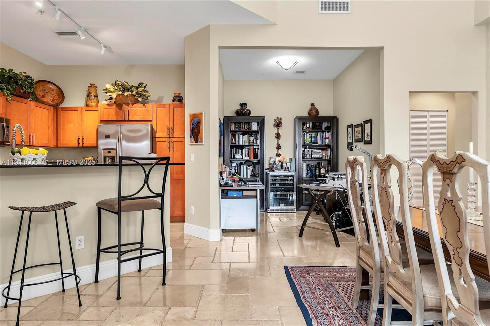 8390 SW 72nd Ave #320 Miami, FL 33143