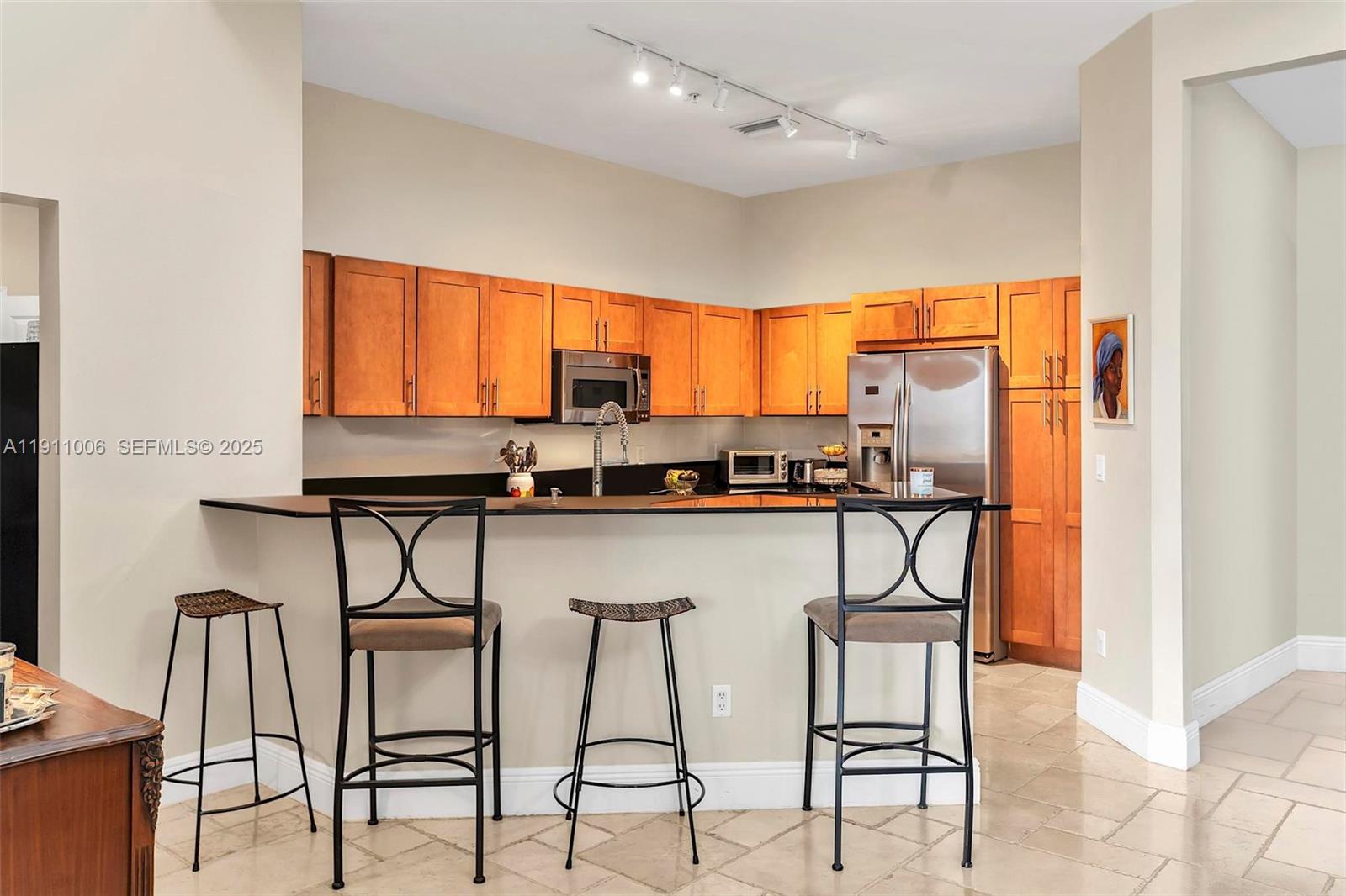 8390 SW 72nd Ave #320 Miami, FL 33143