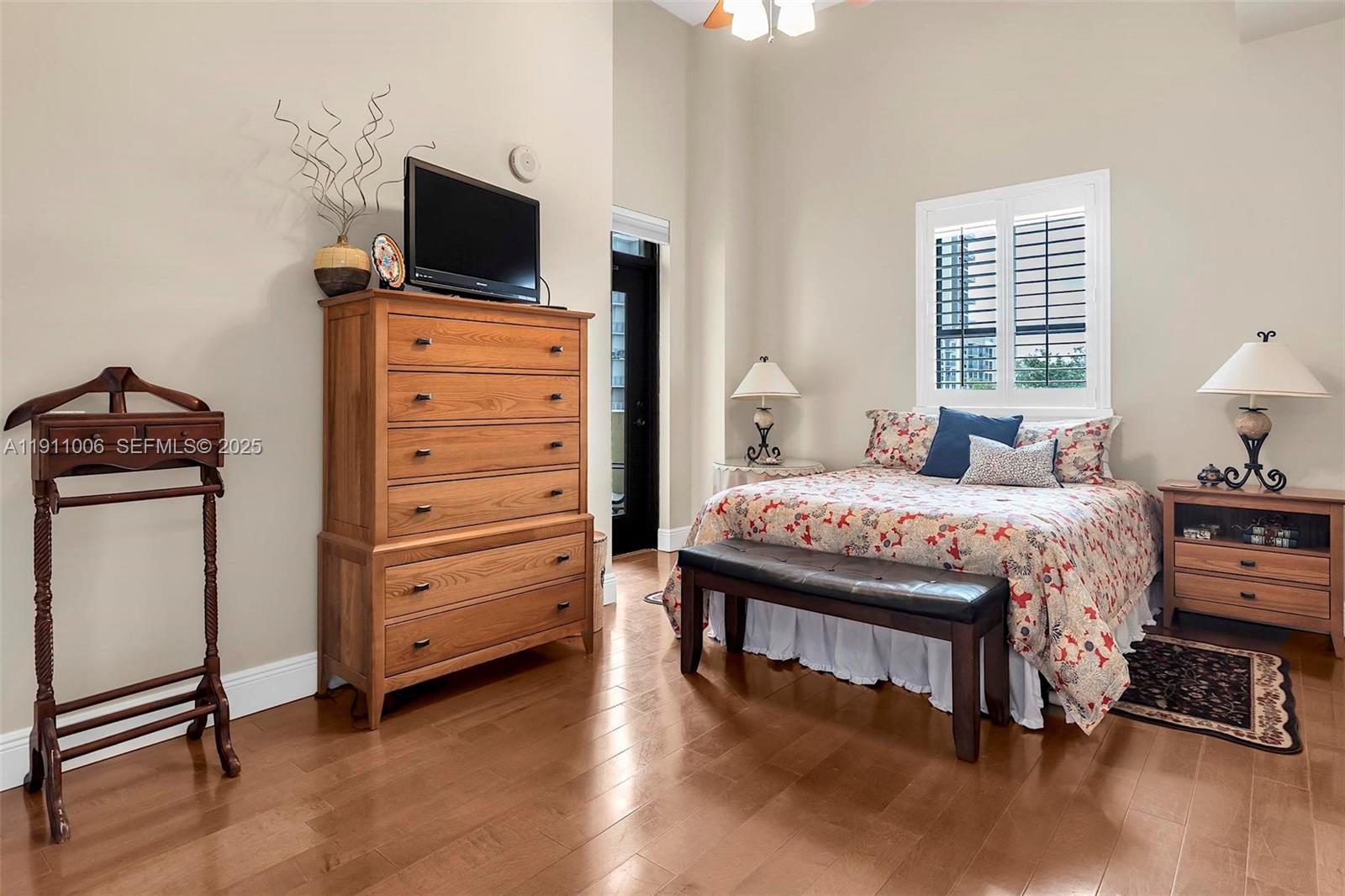 8390 SW 72nd Ave #320 Miami, FL 33143