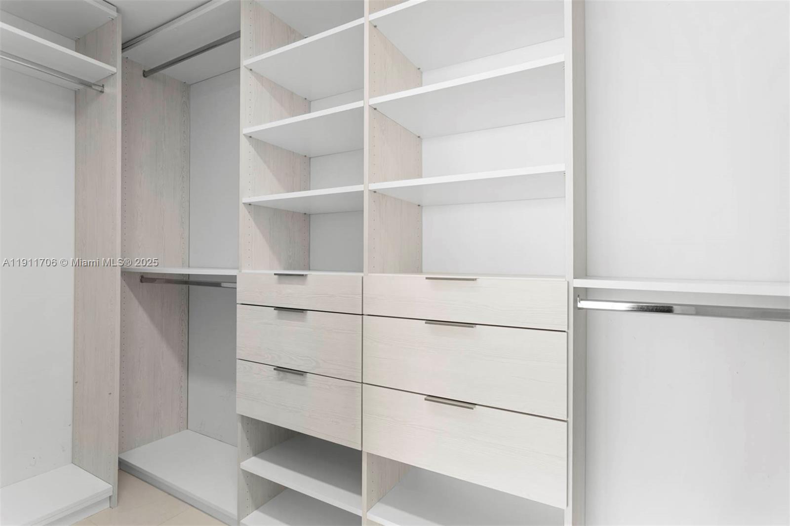 3131 NE 7th Ave #2604 Miami, FL 33137