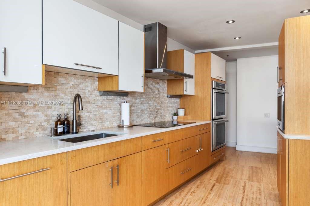 808 Brickell Key Dr #2504 Miami, FL 33131