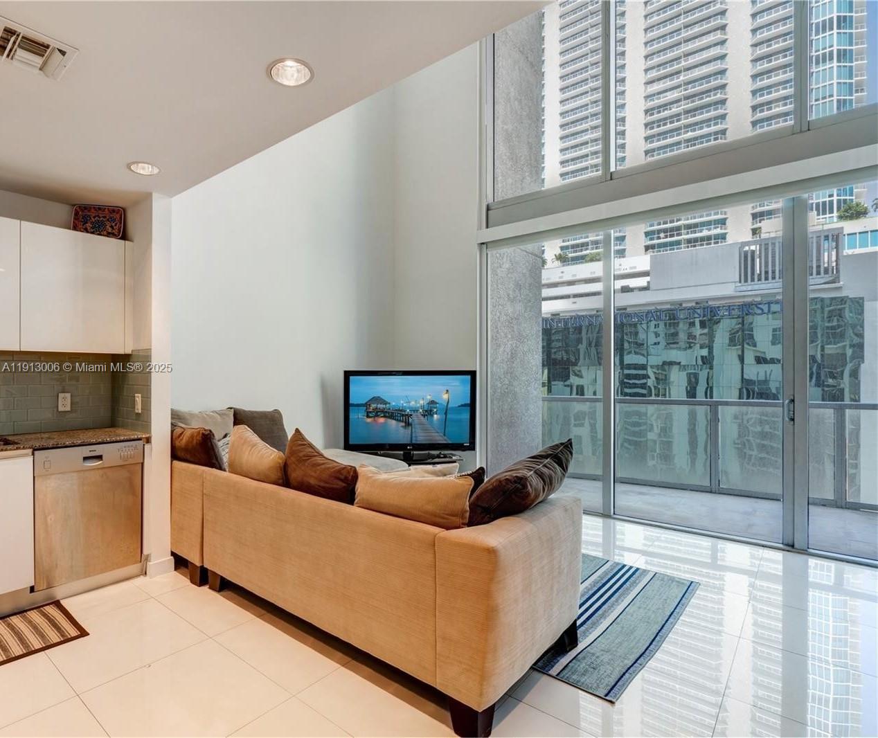 image 1060 Brickell - 10609