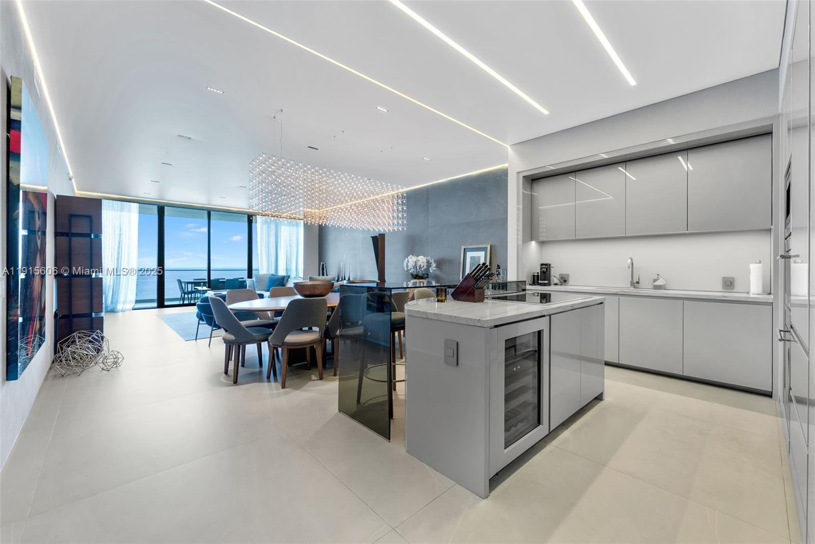 18975 Collins Ave #1002 Sunny Isles Beach, FL 33160