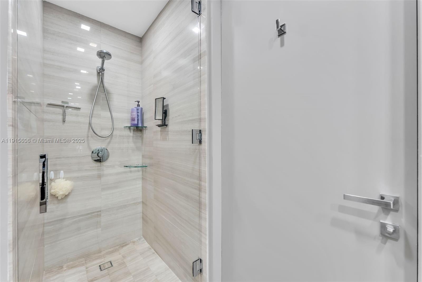 18975 Collins Ave #1002 Sunny Isles Beach, FL 33160