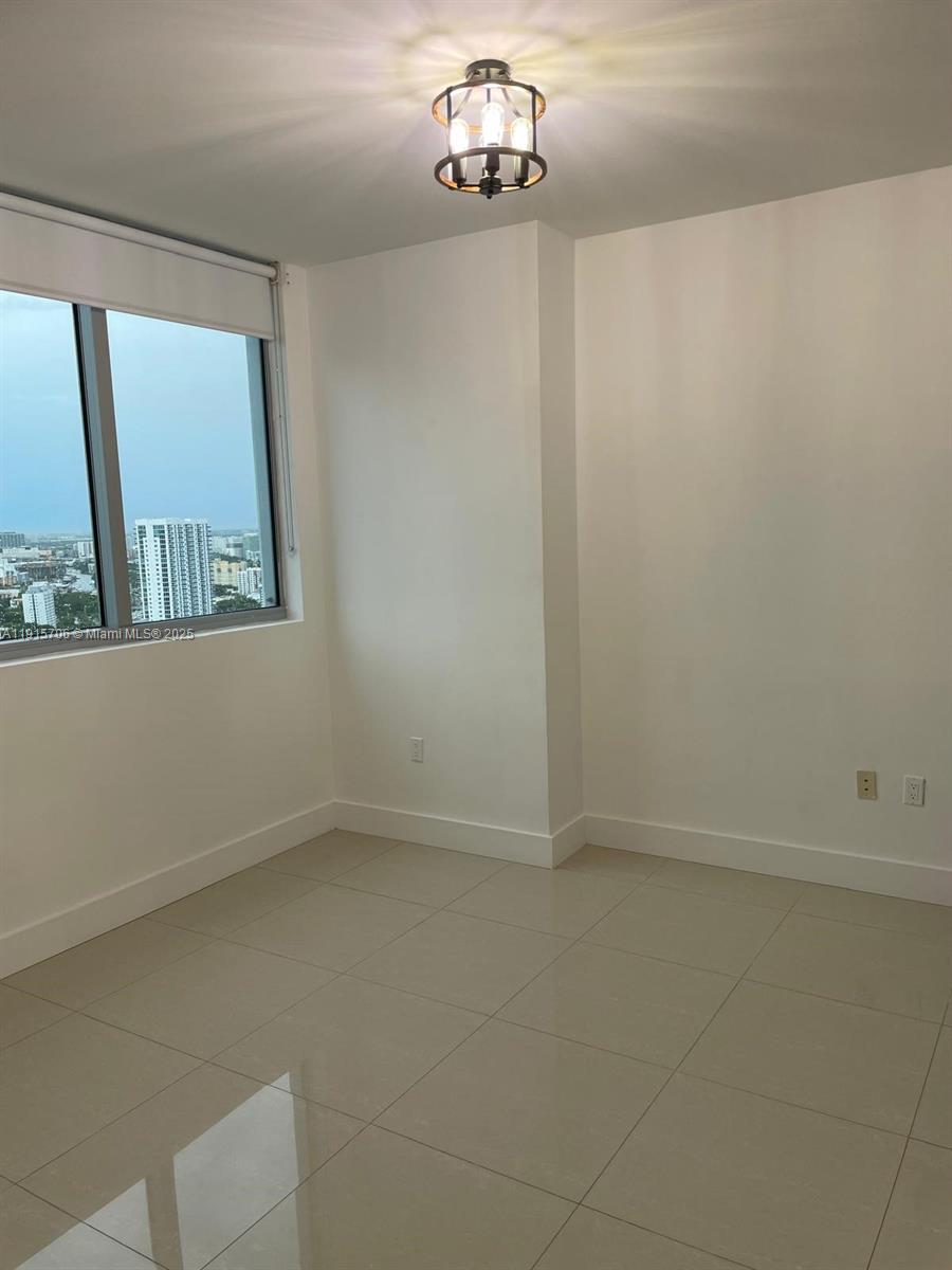 92 SW 3rd St #3309 Miami, FL 33130