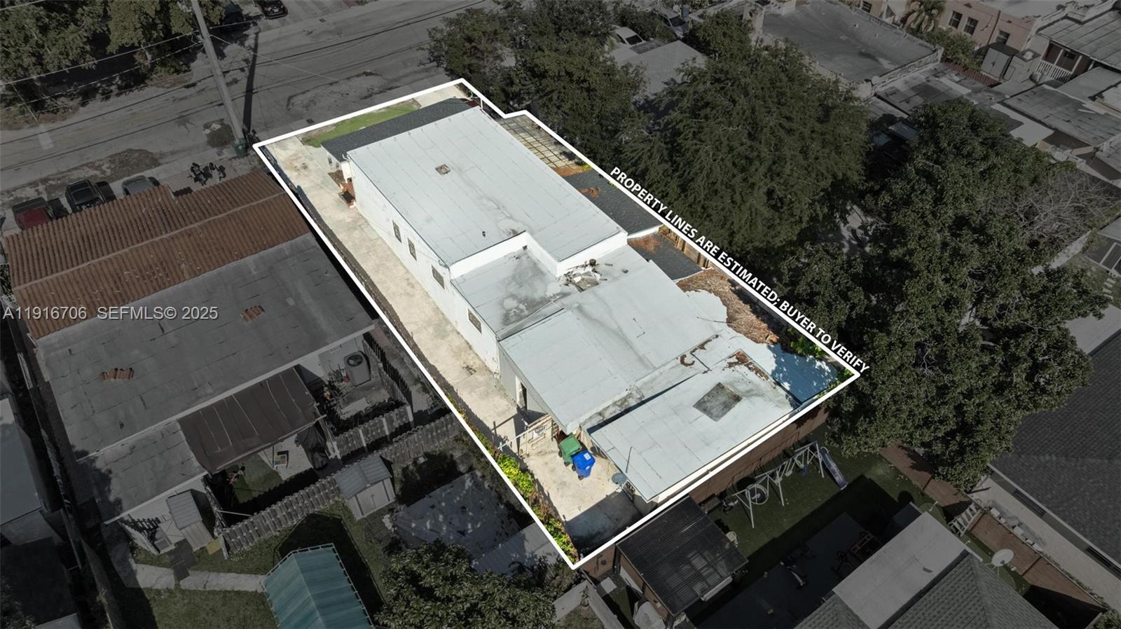 2262 NW 4th St Miami, FL 33125