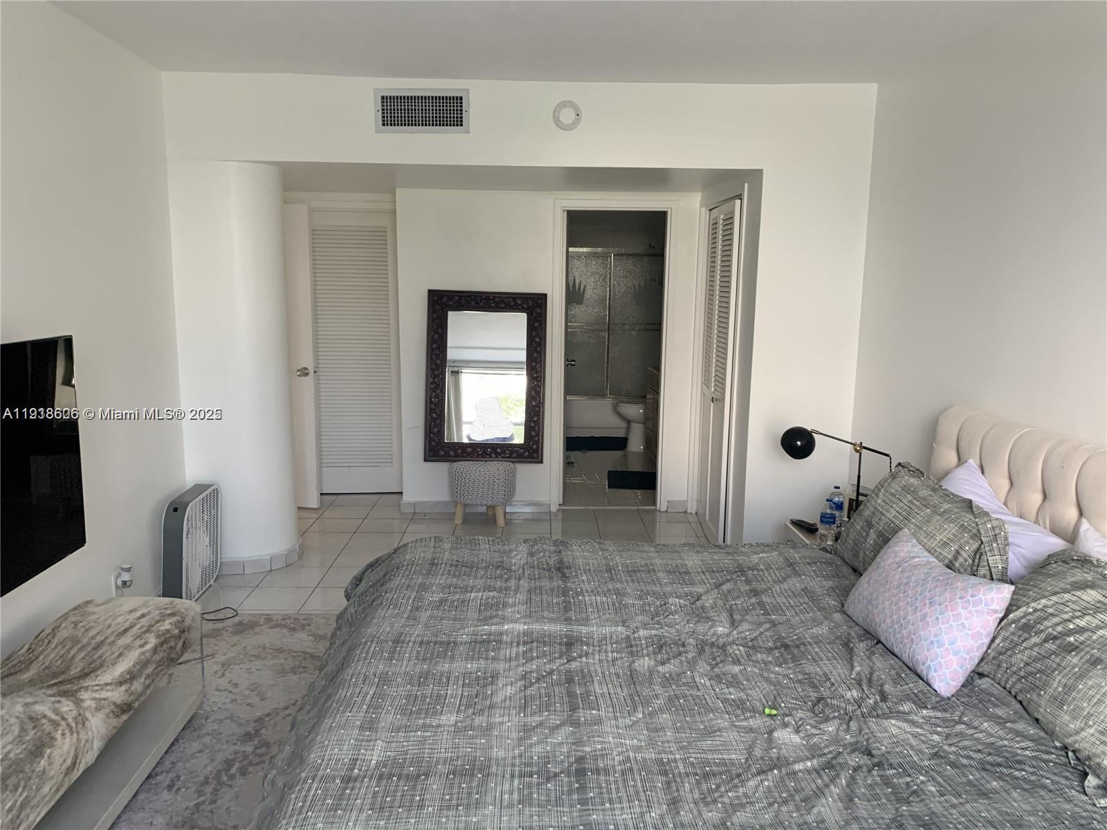 900 Bay Dr #211 Miami Beach, FL 33141