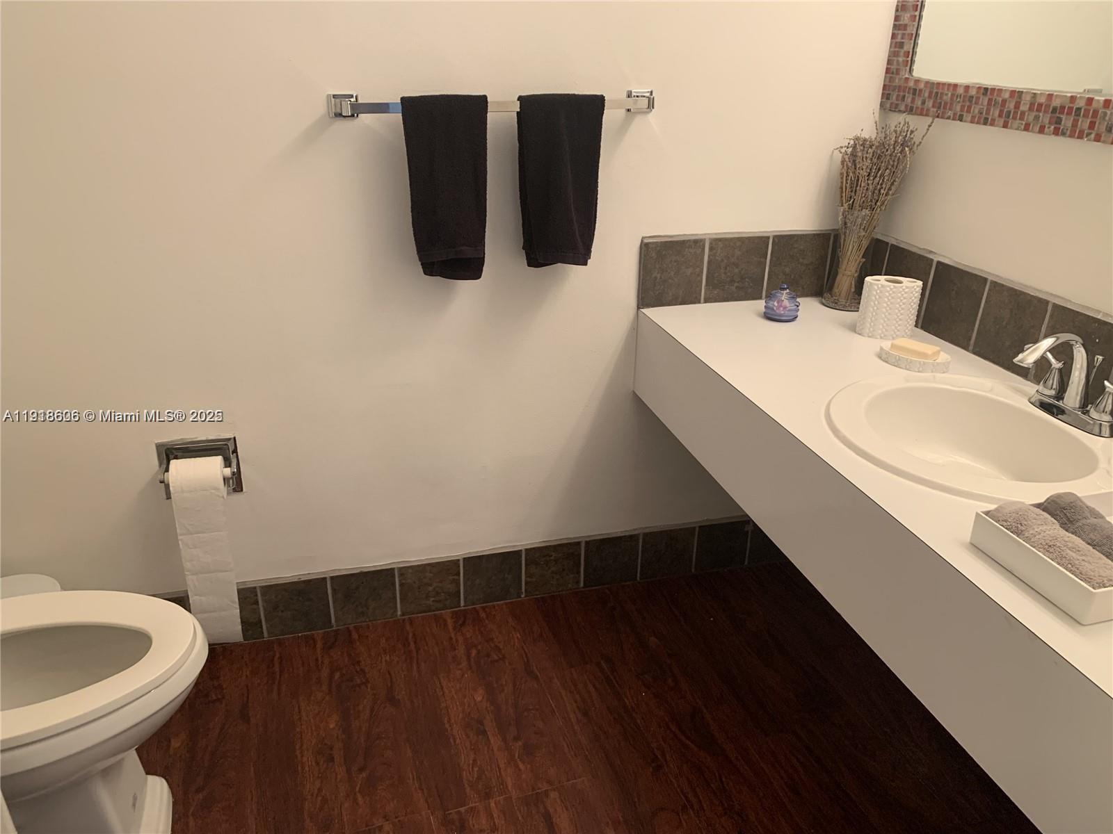 900 Bay Dr #211 Miami Beach, FL 33141