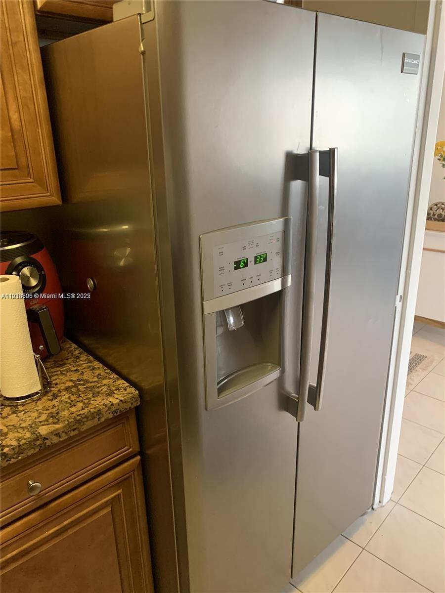 900 Bay Dr #211 Miami Beach, FL 33141