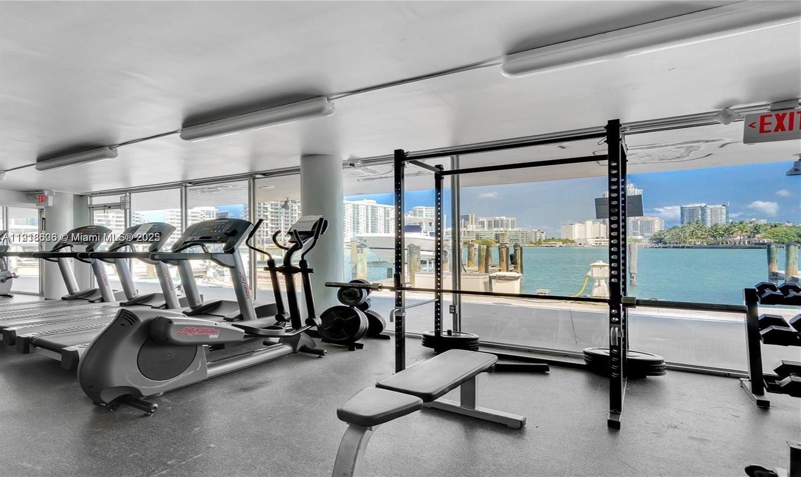 900 Bay Dr #211 Miami Beach, FL 33141