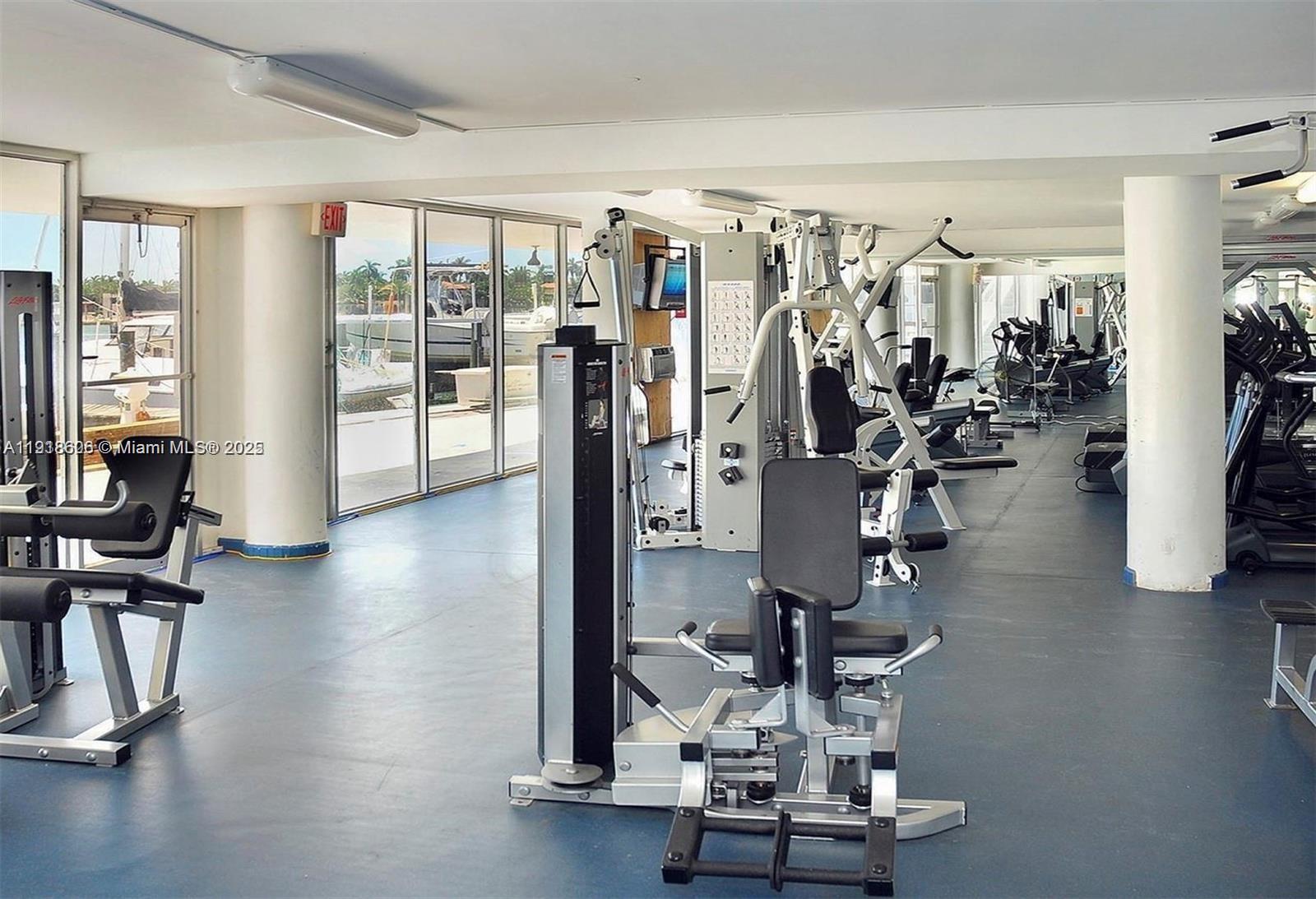 900 Bay Dr #211 Miami Beach, FL 33141