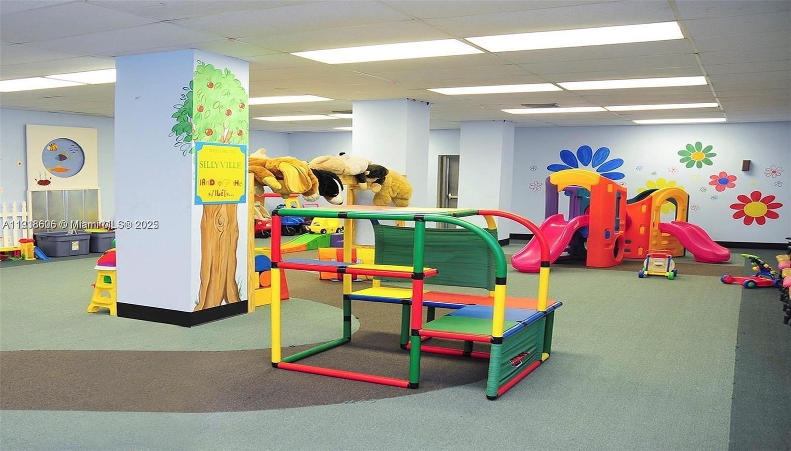 900 Bay Dr #211 Miami Beach, FL 33141