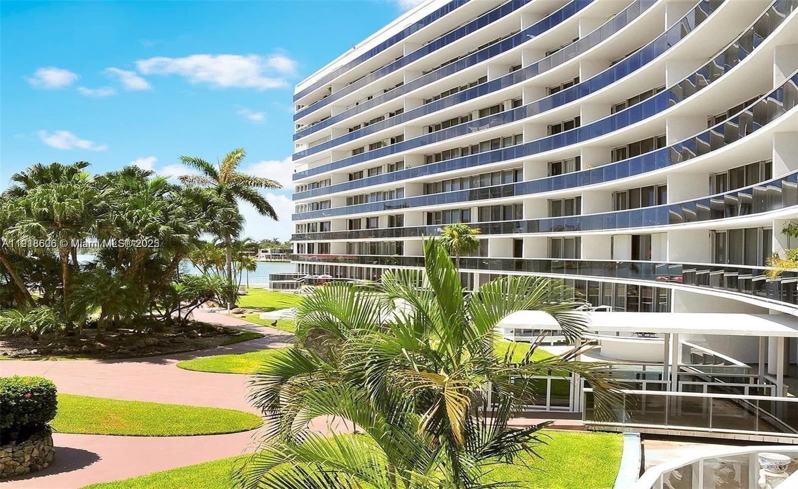 900 Bay Dr #211 Miami Beach, FL 33141